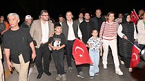 Başkan Akın, 19 Mayıs’ı Fener Alayı ile kutladı