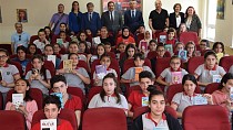 EDREMİT’TE BENGİ PROJESİ’NİN 186. KİTAP OKUMA ETKİNLİĞİ