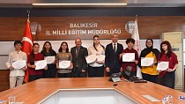 ‘15 TEMMUZ DEMOKRASİ VE MİLLİ BİRLİK GÜNÜ YARIŞMALARI’ İL BİRİNCİLERİ ÖDÜLLERİ VERİLDİ - haberi