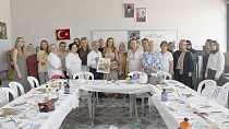 ARBİL AKIN’DAN MANYAS’TA KADINLARA YÖNELİK YOĞUN ZİYARET PROGRAMI