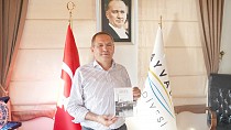 AYVALIK’IN ÜRETİM TARİHİNE IŞIK TUTAN YENİ KİTAP TANITILDI