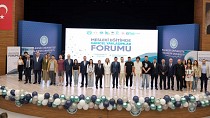BAKAN YARDIMCISI BOYRAZ, 'MESLEKİ EĞİTİMDE GÜNCEL YAKLAŞIMLAR FOROMU'NDA ÖĞRENCİLERLE BULUŞTU - haberi