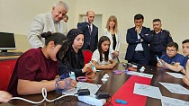 KIRSALDA BİLİM VE TEKNOLOJİ HAMLESİ, ‘GELECEĞİN MUCİTLERİ KAVACIK'TA YETİŞİYOR’