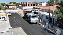 BURHANİYE'DE 12 AYRI MAHALLEDE YOL SEFERBERLİĞİ