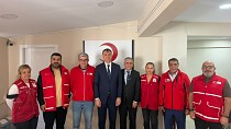 EDREMİT KAYMAKAMI ENGİN’DEN KIZILAY EDREMİT ŞUBESİNE ZİYARET
