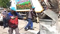 Dursunbey’de konteyner yıkama, dezenfekte ve genel temizlik çalışmaları sürüyor