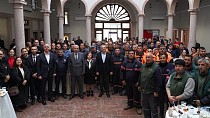 AYVALIK BELEDİYE BAŞKANI MESUT ERGİN’DEN YENİ YIL KUTLAMASINDA İKRAMİYE MÜJDESİ / 31.12.2022 CUMARTESİ