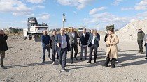 EDREMİT BELEDİYESİ, ŞANTİYESİNİ ŞEHİR DIŞINA TAŞIYOR