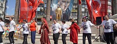 EDREMİT’TE ENGELLİLER HAFTASI COŞKUYLA KUTLANDI