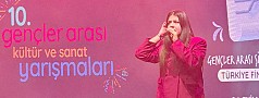 GENÇ TEMSİLCİMİZ ŞİİR OKUMA YARIŞMASINDA TÜRKİYE İKİNCİSİ