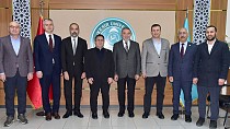 İLİM YAYMA CEMİYETİ HEYETİNDEN REKTÖR OĞURLU’YA ZİYARET