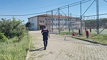 JANDARMA’DAN OKUL ÇEVRELERİ VE SERVİS ARAÇLARI DENETİMİ!