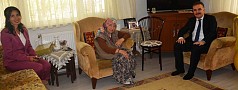 KAYMAKAM AHMET ODABAŞ’TAN ŞEHİT ANNELERİNE ‘ANNELER GÜNÜ’ ZİYARETİ
