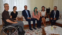 KAYMAKAM ENGİN, ŞEHİT VE GAZİ AİLELERİNİ ZİYARET ETTİ