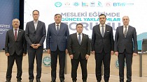 MESLEKİ EĞİTİMDE ÜNİVERSİTE SANAYİ İŞ BİRLİĞİ BALIKESİR ÜNİVERSİTESİ’NDE MASAYA YATIRILDI - haberi
