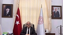 MÜDÜR ESMEN, ‘BAYRAĞIN GÖLGESİNDE, MAARİFİN IŞIĞINDA GÜÇLÜ YARINLARA’
