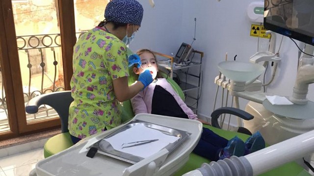 Ozel Yildizdent Agiz Ve Dis Sagligi Polikliniginde Cocuk Dis Hekimi Hizmete Basladi Korfez Star Korfezin Gundemi