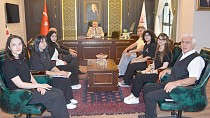 PAKMÂNÂ DERGİSİ EKİBİNDEN KAYMAKAM ODABAŞ’A ZİYARET