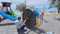 PARK VE BAHÇELER MÜDÜRLÜĞÜ ÇALIŞIYOR, BURHANİYE GÜZELLEŞİYOR