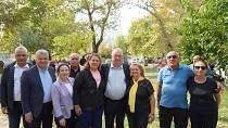 PİR SULTAN ABDAL KÜLTÜR DERNEĞİ EDREMİT ŞUBESİ’NDEN YAZ ŞENLİĞİ VE PİKNİK ETKİNLİĞİ