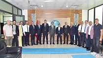 TÜRK SAĞLIK-SEN VE TÜRK KAMU-SEN GENEL BAŞKANI ÖNDER KAHVECİ’DEN REKTÖR OĞURLU’YA ZİYARET