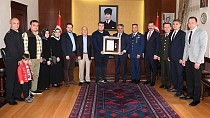 15 Temmuz şehidi Mahmut Eren'e devlet övünç madalyası  - haberi