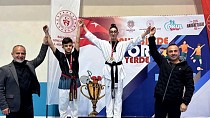 FATİH SULTAN MEHMET HAN, BALIKESİR TAEKWONDO İL BİRİNCİSİ OLDU, EDREMİT’E BÜYÜK GURUR YAŞATTI! - haberi