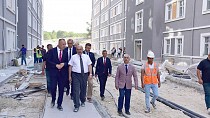 VALİ USTAOĞLU’NDAN BALIKESİR ÜNİVERSİTESİ YERLEŞKESİNDEKİ YENİ KIZ YURDUNA ZİYARET - haberi