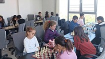 YAZ DÖNEMİNİN ENERJİSİ, CİHAN ŞİŞMAN GENÇLİK MERKEZİ’NDE EĞİTİMLE VE EĞLENCEYLE BULUŞTU!